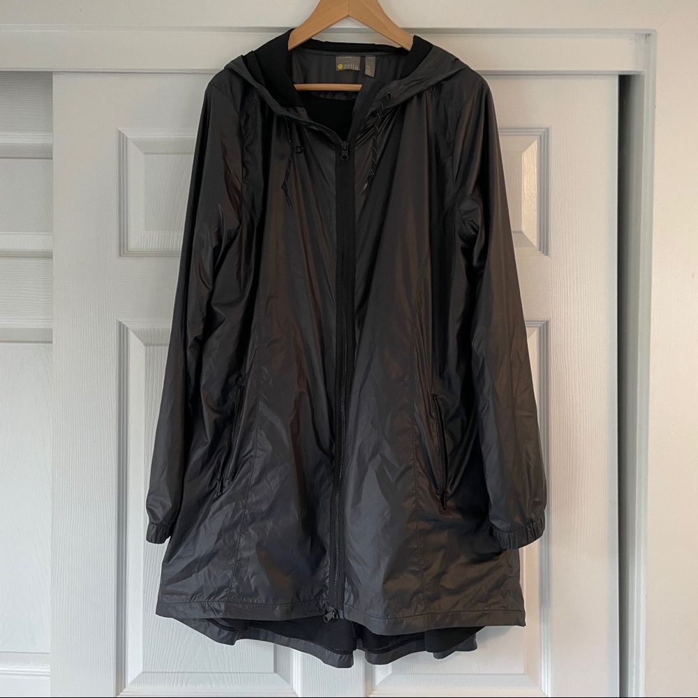 Zella Jacket XL black with hood